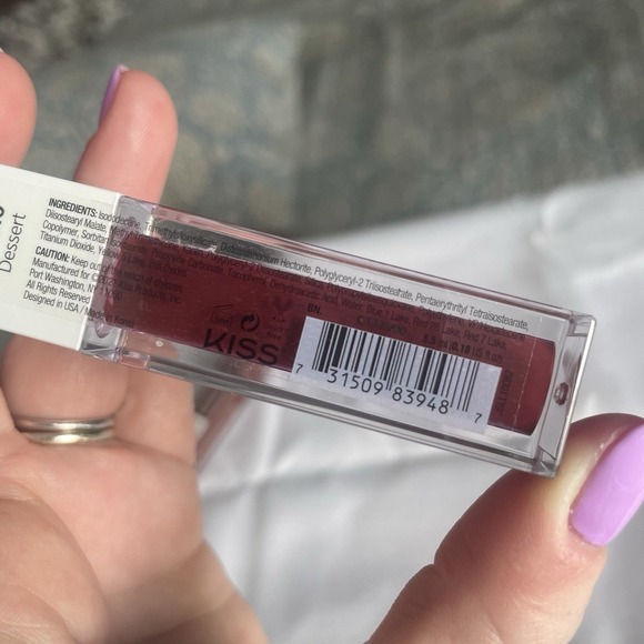 Joah Endless Longwear Lip Color in Shade Dessert  .18 fl oz  Lip Gloss Lipstick - Picture 3 of 4